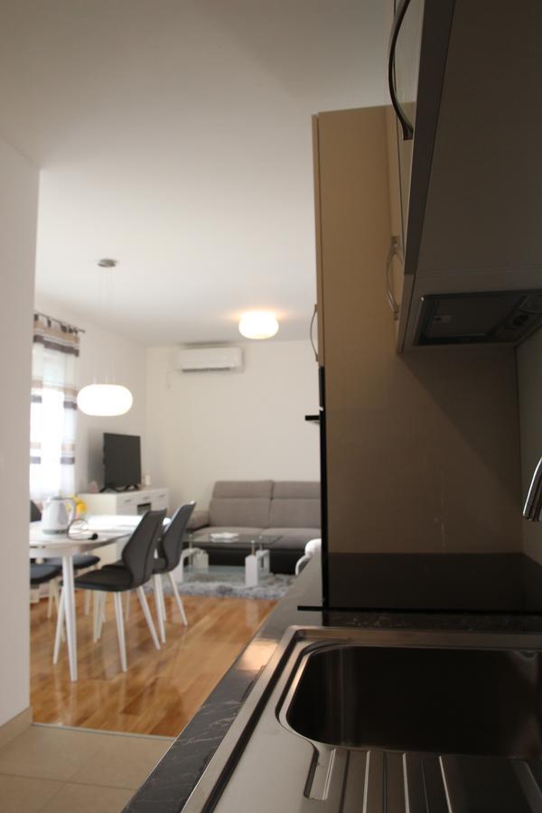 Apartment Mario Podstrana Exterior photo